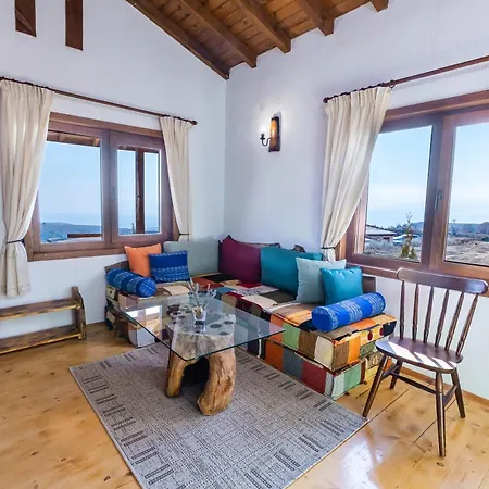 Villa комплекс конна база асгард Golem Tsalim