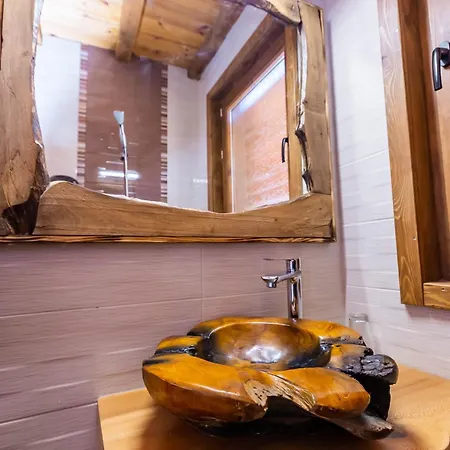 Vilă комплекс конна база асгард Golem Tsalim